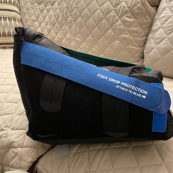 New Medline MDT823330SW HEELMEDIX Heel Protector Standard Foot Drop Protection - Picture 5 of 8